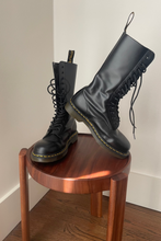 Load image into Gallery viewer, knee-high docs