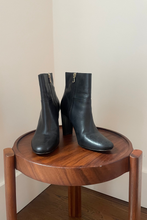 Load image into Gallery viewer, black boots