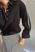 Load image into Gallery viewer, striped button-down