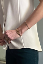 Load image into Gallery viewer, button tank??