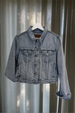 Load image into Gallery viewer, classic denim jacket
